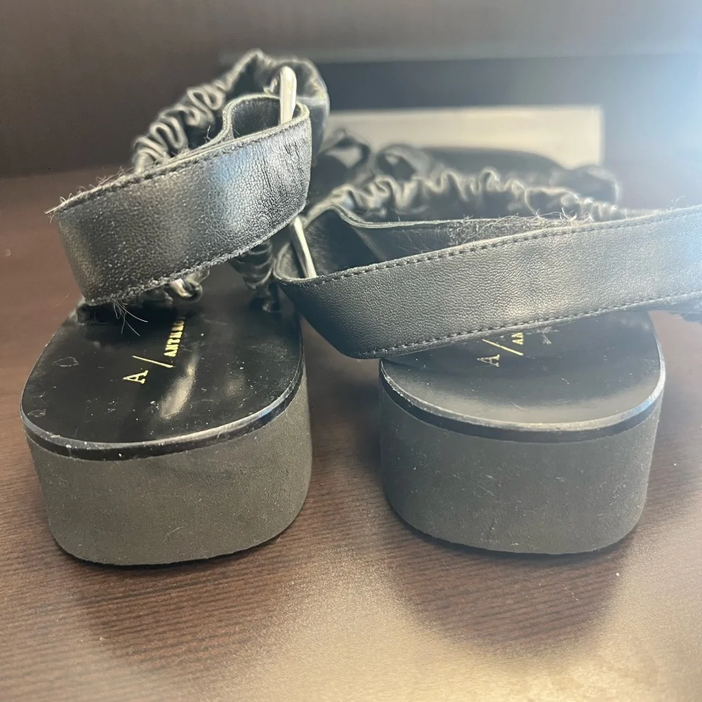 Anthropologie A Fiona Sport Sandals Black size 40(8.5-9)